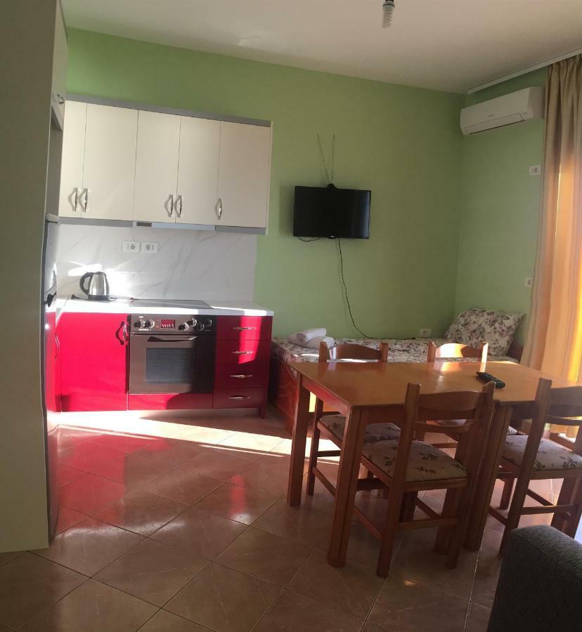 Mana Apartments Ксамил Экстерьер фото